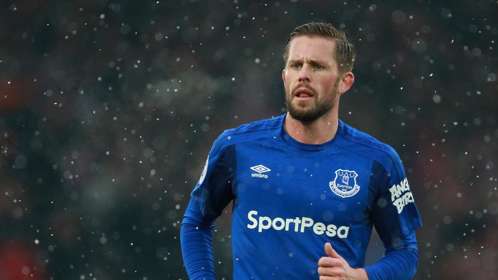 法甲激战正酣：球场上的智勇较量，法甲 经典比赛